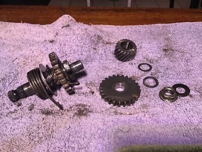 1975 Yamaha DT100 kickstart spindle kick start primary secondary Gear