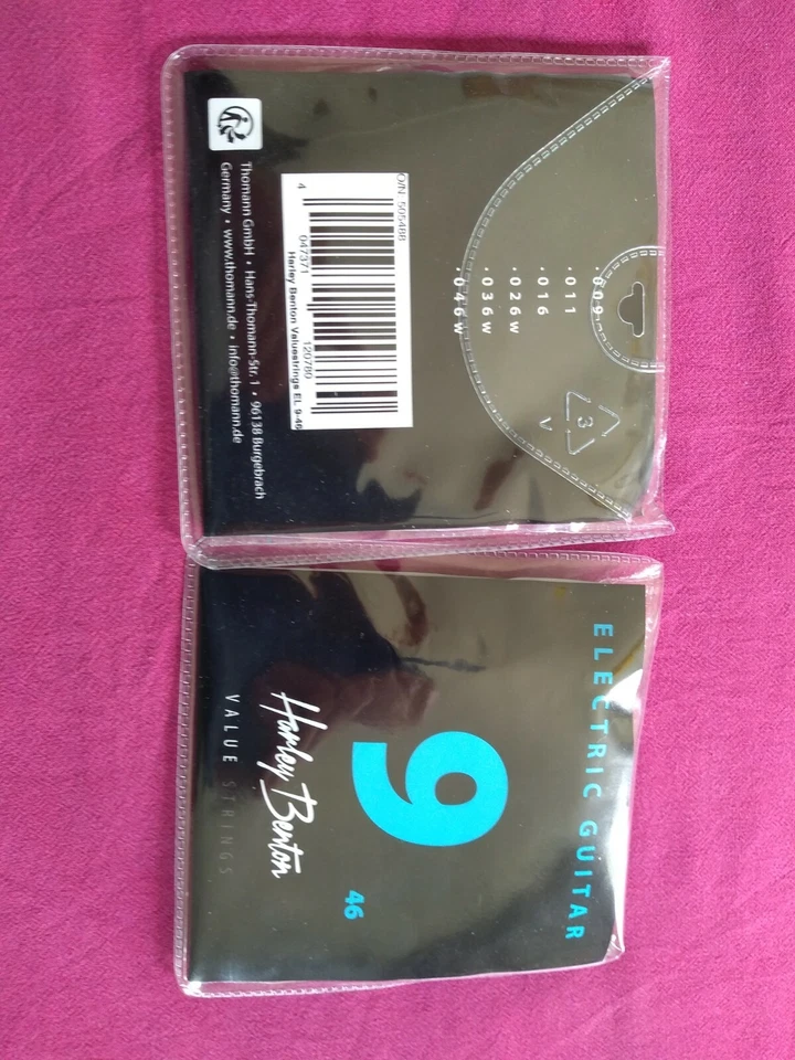 2 sets of Harley Benton Electric Guitar Strings 09 - 46 Hybrid Slinky gauge 9s