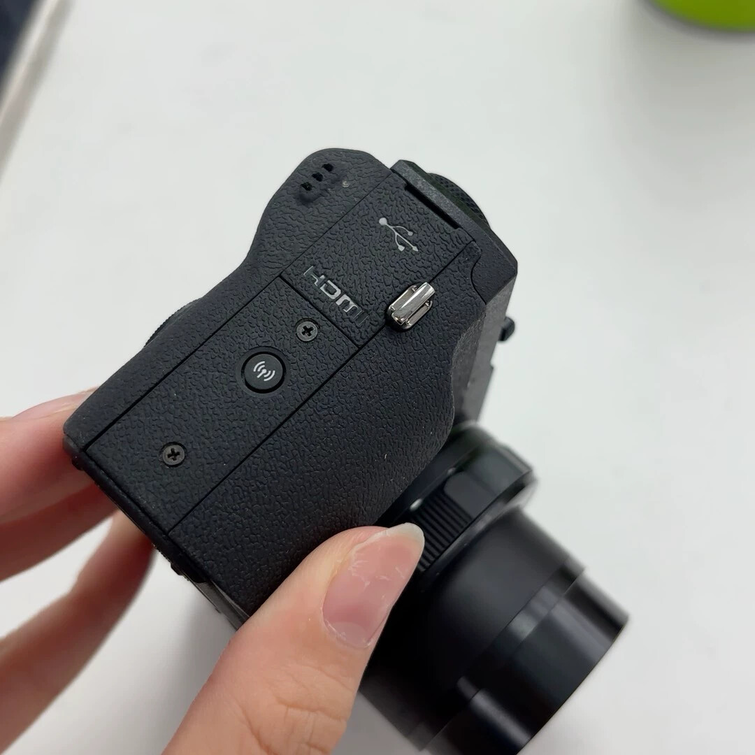 Canon PowerShot G5 X Mark II 20.1MP w/1