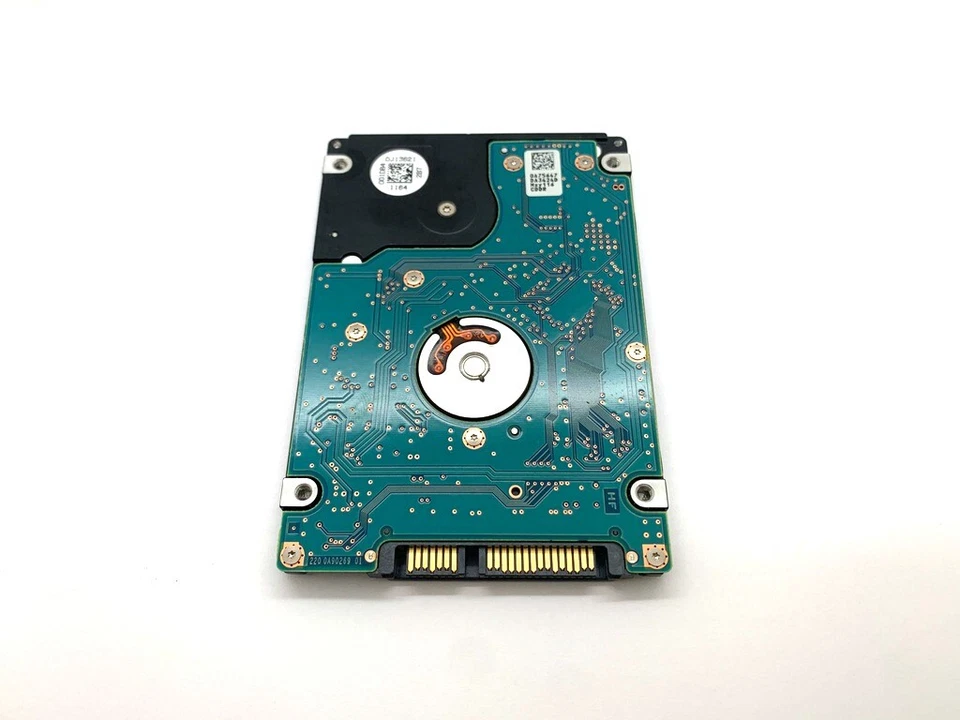 Hitachi 0J13112 250GB 5400RPM SATA 3GB/s 8MB Cache 2.5-inch Hard Drive - Image 2 of 3