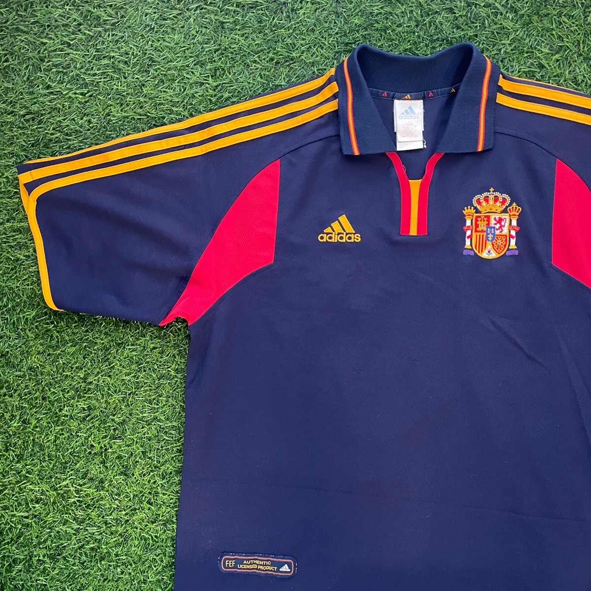 Spain 2000 / 2001 Official Away Jersey Shirt Kit - US L - Vintage