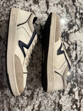 VANS Men s Low Top Leather Lace-Up Sneakers White Navy Rubber Sole