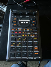 Roland SP-404MKII Portable Performance Sampler 16-Pad Triggers Built-In FX