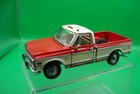 Danbury Mint 1972 Chevrolet Cheyenne Pickup 1:24 Red/White Diecast Truck No Box