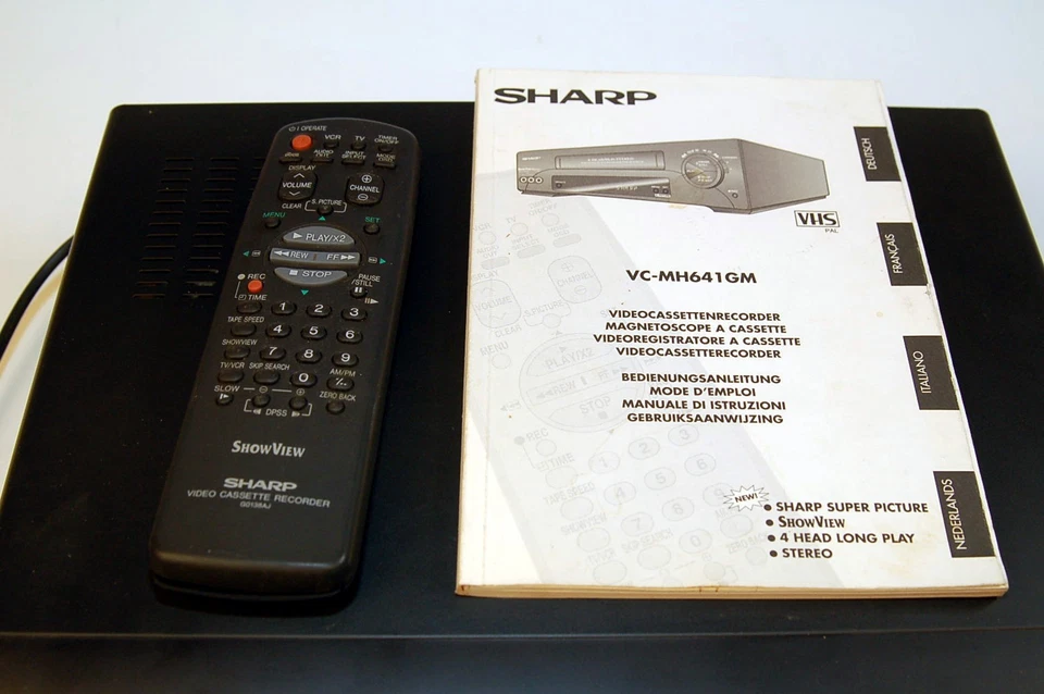Sharp - MH641GM VHS Videorecorder mit Fernbedienung + Anleitung - Bild 2 von 3