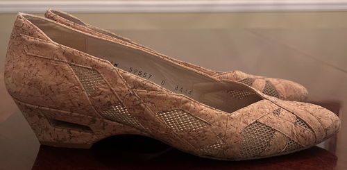 Stuart Weitzman Women's Shoes Size 8 AAAA Cork Mesh Pumps Cut Out Heel Rare - Picture 4 of 15