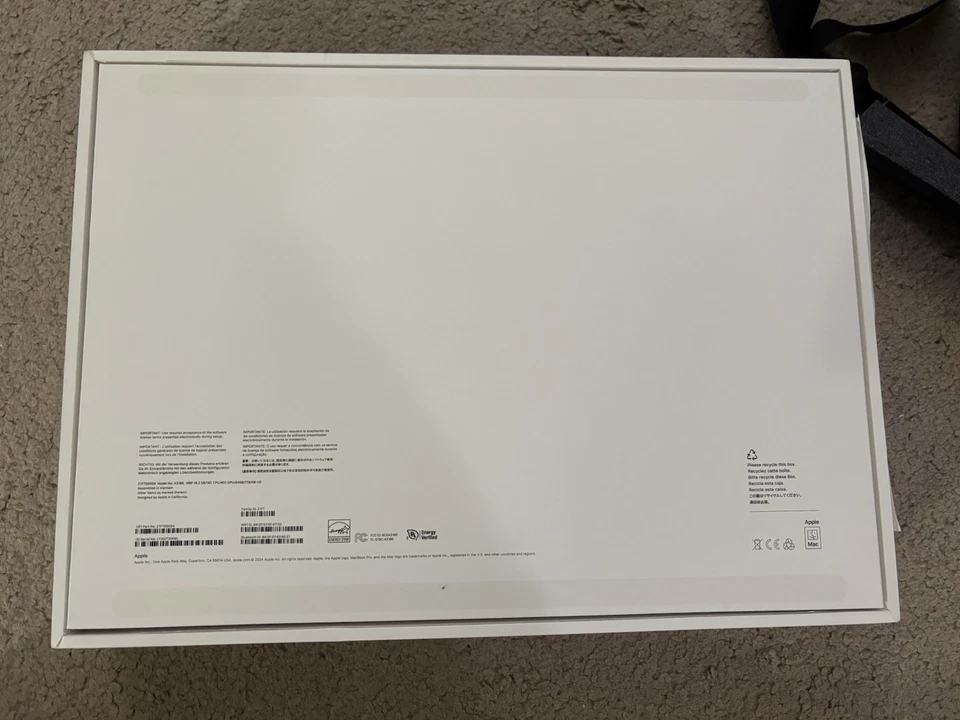 Apple A3186 MacBook Pro 2025 16 pulgadas SPB 1 TB M4 CHIP MÁXIMO 48 GB SOLO CAJA VACÍA Foto 3 de 4