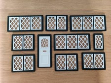 Not Hobbies maßgefertigtes kleines rundes Eck-Puppenhaus 9 Fenster & 1 Türgitter