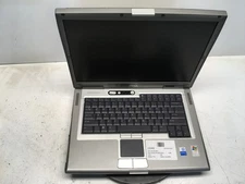 Dell Latitude D810 Intel Pentium M 06D8 2GHz 2 GB NO HDD/Battery