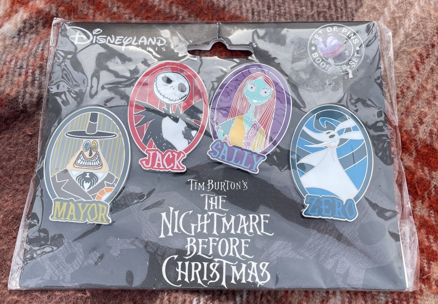 SET 4 PINS DISNEY DISNEYLAND PARIS NIGHTMARE  BEFORE CHRISTMAS