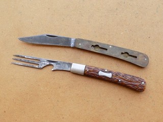 Old Antique Cattaraugus Cutlery Little Valley NY Take Apart Hobo Knife 21419