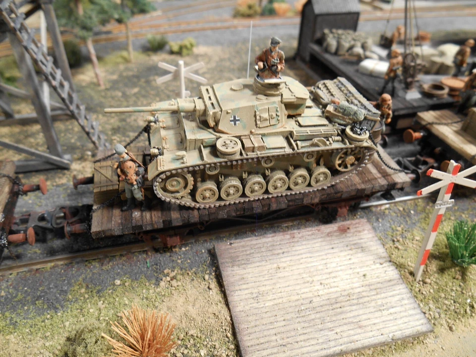 HO Roco Minitanks 6th Panzer Army Train Railway 4 Cars #A1993 Custom Detailed - Image 3 of 4