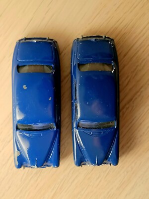 CORGI - 205 - Riley Pathfinder Saloon - Rouge sur bleu - En boite