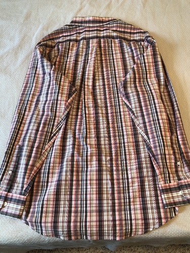Roundtree & Yorke Men's L Button Down Silky Finish NWT - Picture 2 of 2