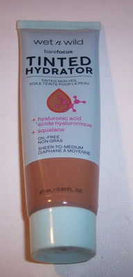 Wet n Wild Foundation Bare Focus Tinted Hydrator Skin Veil Deep M6