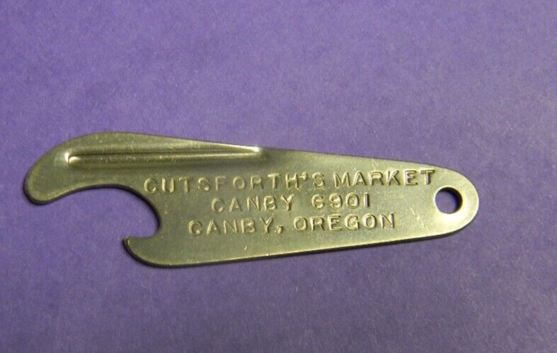 RARE MINT VINTAGE CUTSFORTH'S MARKET BEER CANBY OREGON BOTTLE OPENER KEYCHAIN