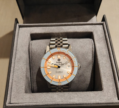 Zodiac Sea Wolf ZO9304 40mm Silver Dial Steel Automatic Mens Watch Box