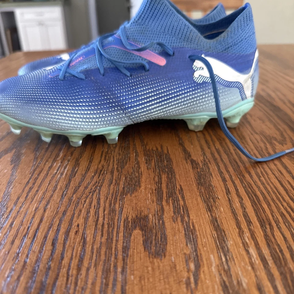 Puma Future 7 Match Women’s Soccer Cleats, Size 7 - Image 3 of 4