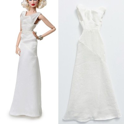 Integrity Toys Fashion Royalty Stage Presence Veronique Perrin cinematic dress