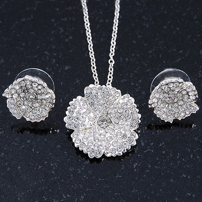 Klarer österreichischer Kristall Blume Anhänger mit silberfarbener Kette und Ohrstecker