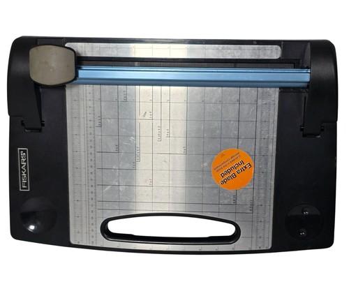 Fiskars Paper Trimmer With Extra Blade 12" Cutting Capacity Extra Blade