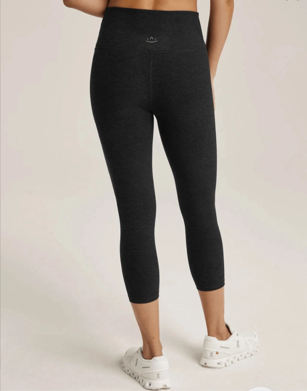 beyond-yoga slim fit flat front cropped heather leggings