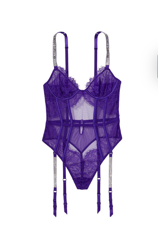 アスティエVictoria18.5cm LISA remains the first K-pop act and the only K-pop soloist to