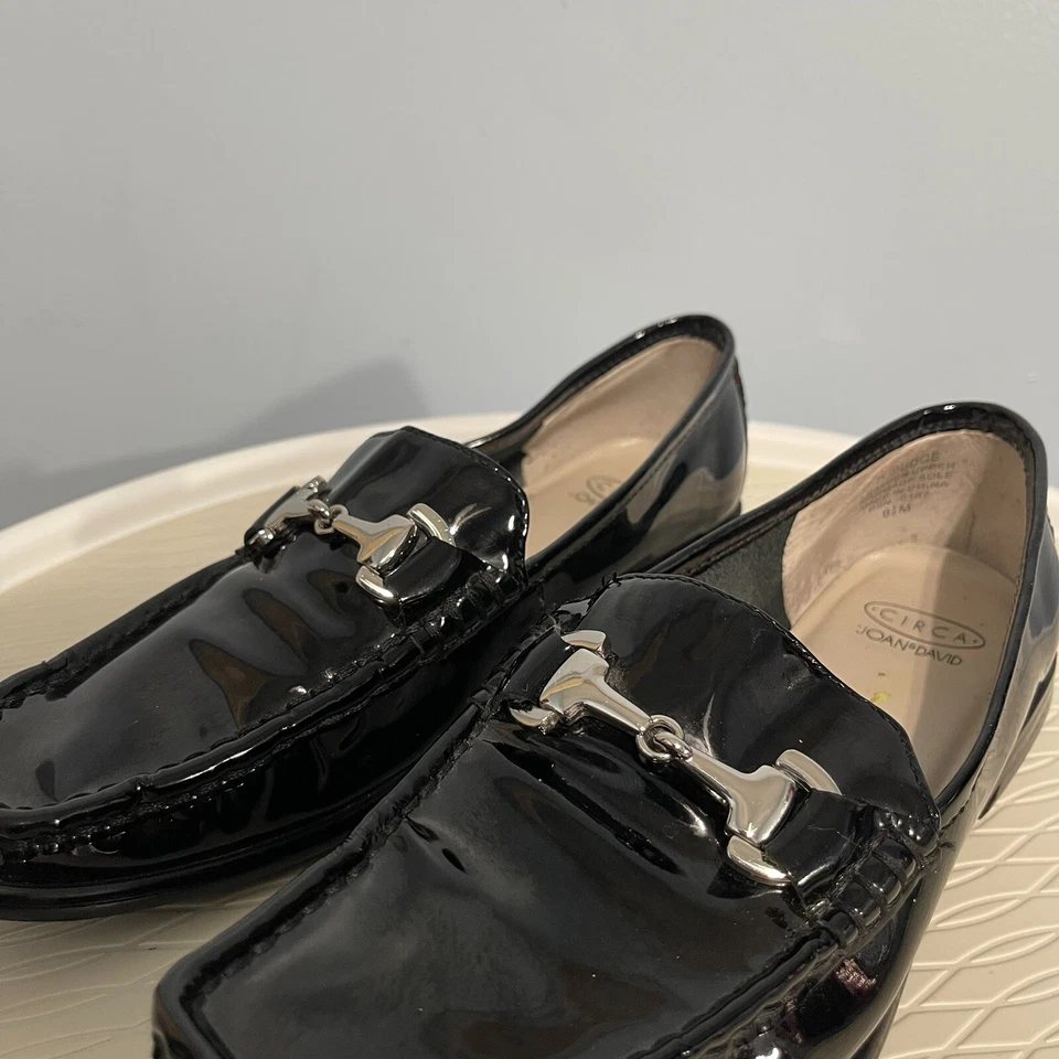 Circa Joan and David. Women’s Size Leather  Loafers Slip On Shoes Low Heels - Image 4 of 4