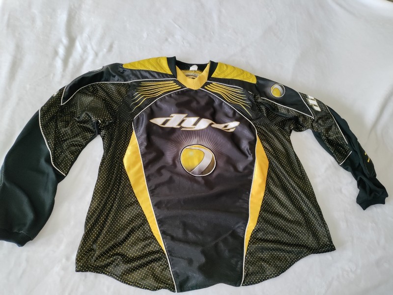 Dye  Precision Paintball C6 Paintball jersey Size mens- Large Color:Black&Yellow