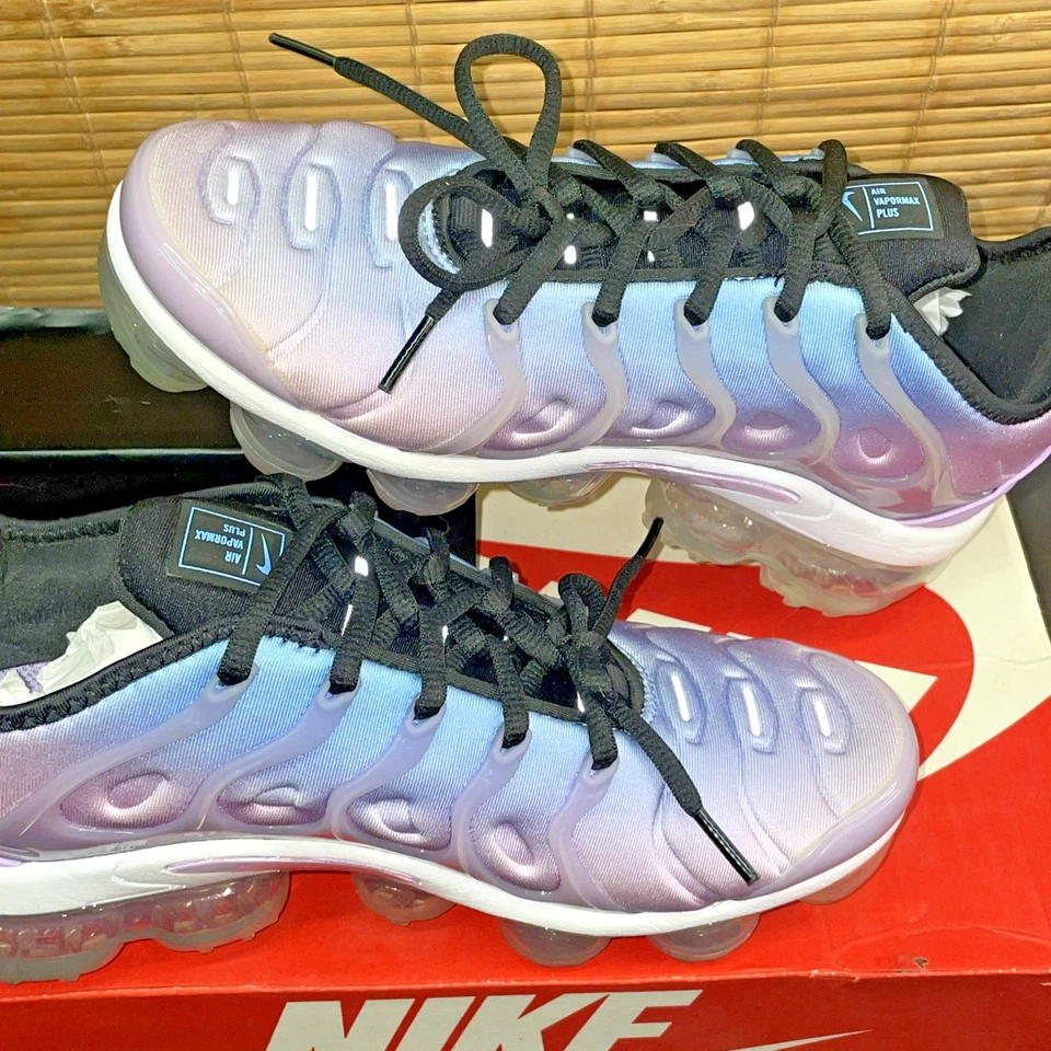 NIKE® Air Vapormax Plus “Purple Fade” DZ5204-500 Women’s Size 8 New w/ Box - Image 4 of 4