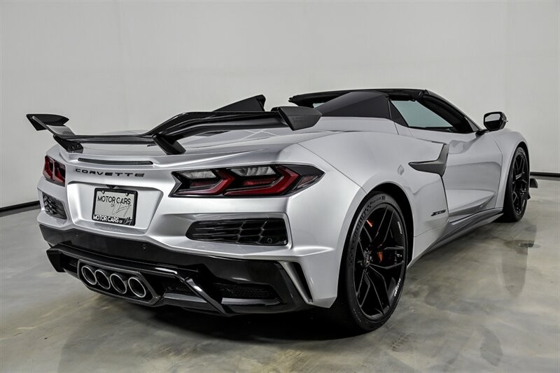 2026 Blade Silver Metallic Chevrolet Corvette   | C8 Corvette Photo 9