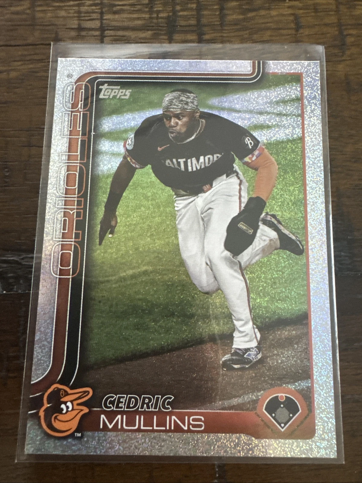 2025 Topps Series 1 - Sand Glitter #69 Cedric Mullins, Baltimore Orioles
