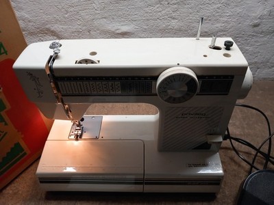    PRIVILEG Modell 5004 Nähmaschine Freiarm Super Nutzstich 