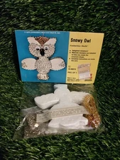 LeeWards SNOWY OWL Vintage Boutique Sequin Bead Christmas Ornament Kit NOS