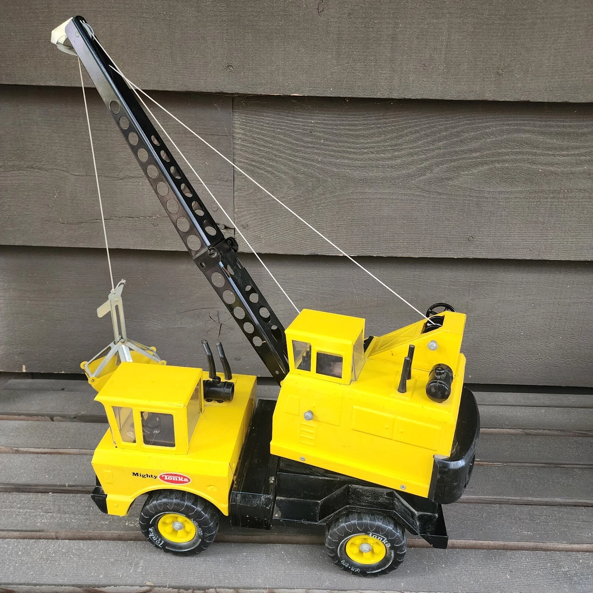 Vintage tonka crane best sale value