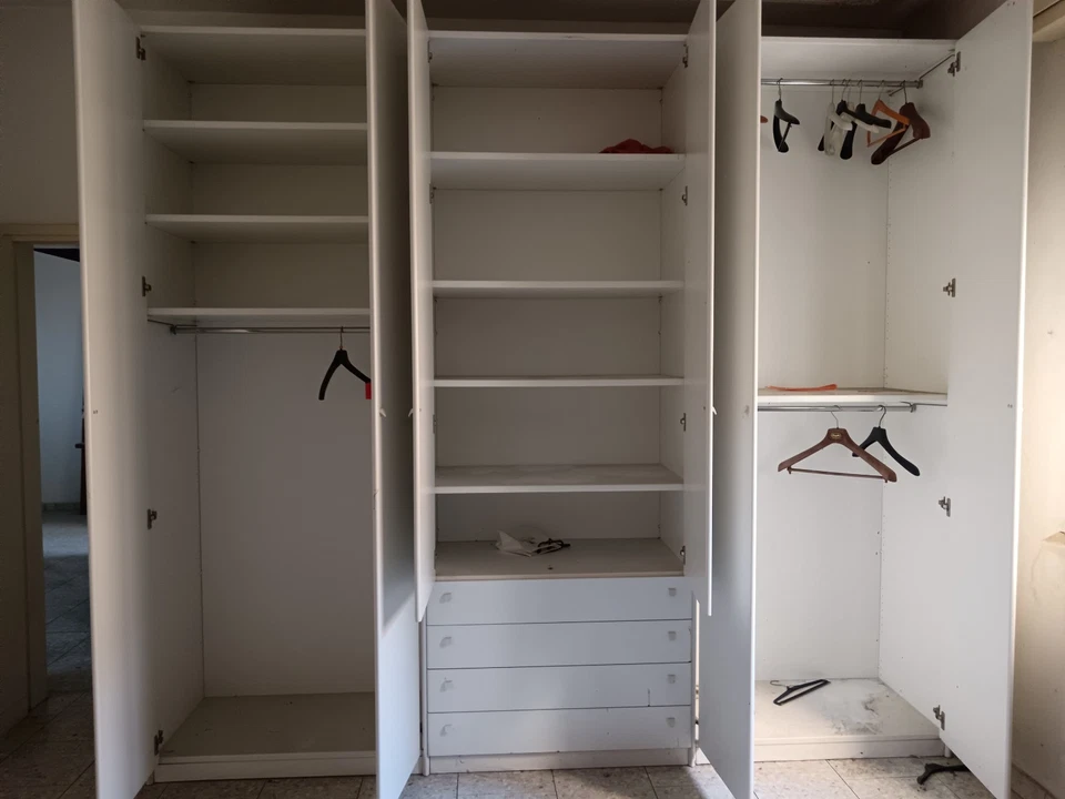 Armadio 6 ante - Immagine 2 di 2