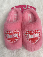 Barbie Pink Faux Fur Memory Foam Slip-On Slippers Heart Logo Women  s 4/5