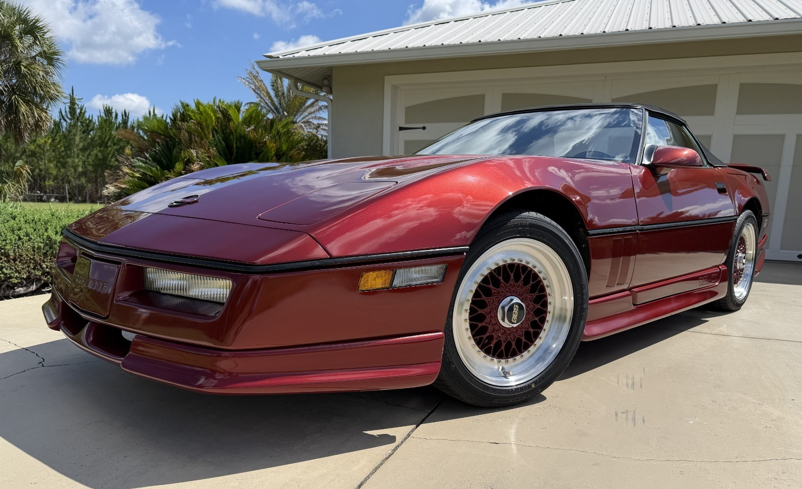 1988 Dark Red Metallic Chevrolet Corvette   | C4 Corvette Photo 3