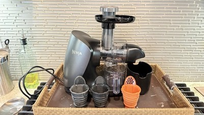 Ninja Cold Press Juicer Pro ( JC 101)