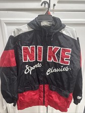 VINTAGE NIKE SPORTS CLASSICS HOODED WINDBREAKER JACKET 90's S