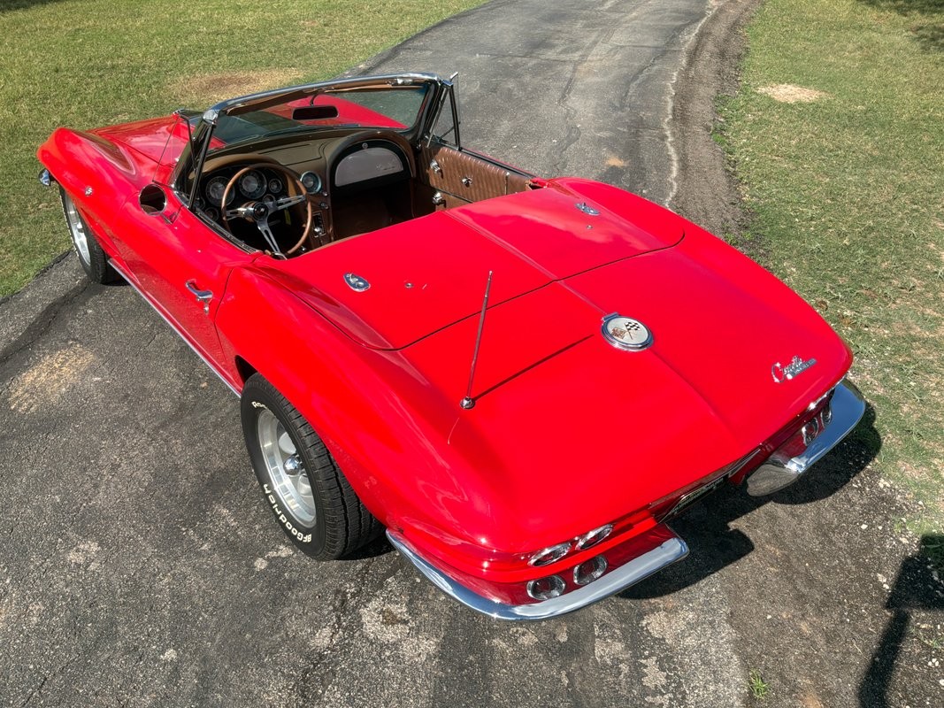 1963 Red Chevrolet Corvette   | C2 Corvette Photo 3
