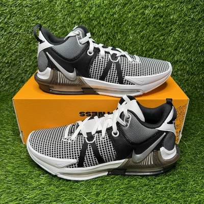 Nike LeBron Witness 7 White Black for Sale - Authenticity  display picture 2