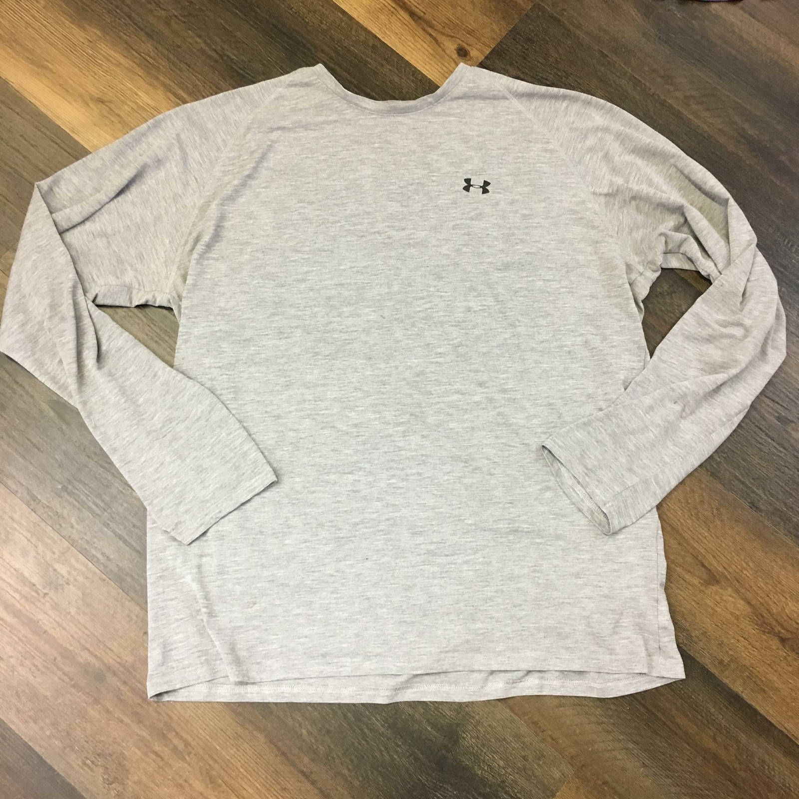 UNDER ARMOUR Crew Neck Gray Activewear Pullover Sweatshirt Men's Size