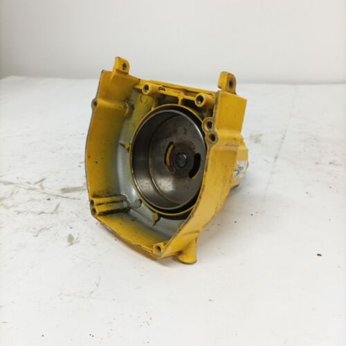 Replacement CLUTCH BELL stand used EMAK DYNAMAC DB 30L brushcutter - Picture 1 of 46