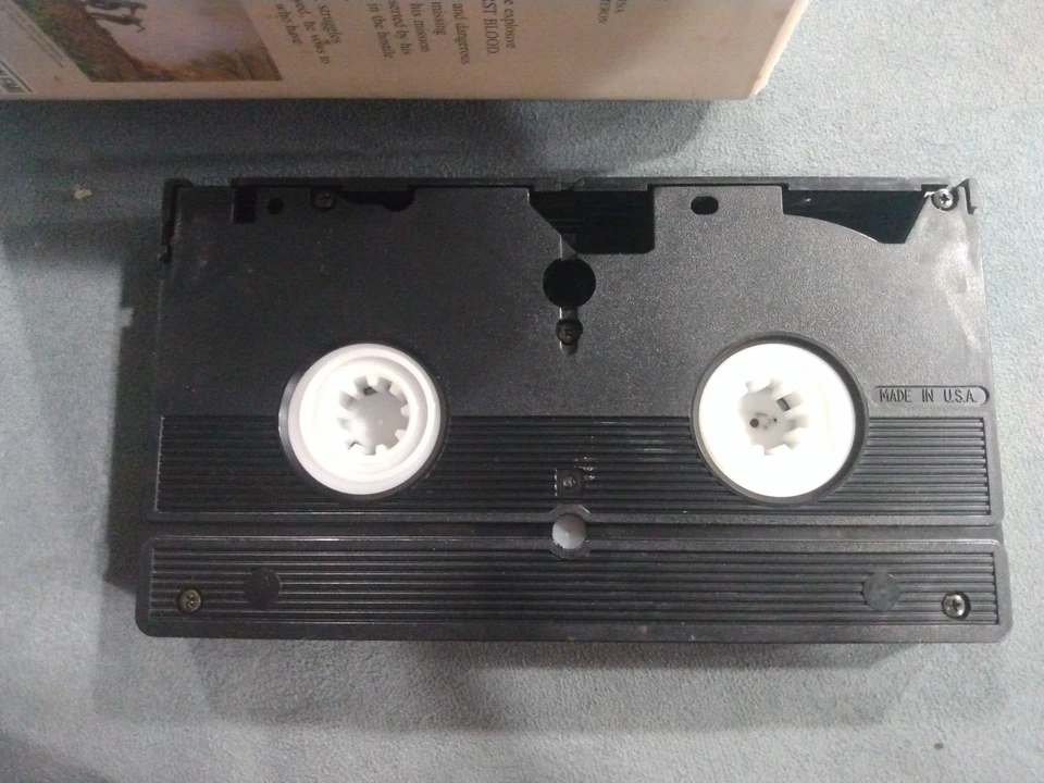 Rambo First Blood Part 2 (1985) VHS Thorn EMI HBO Video No Barcode Clamshell - Image 4 of 4