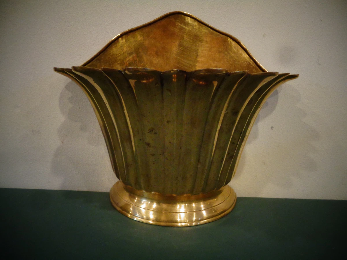 Pocket sconce deals