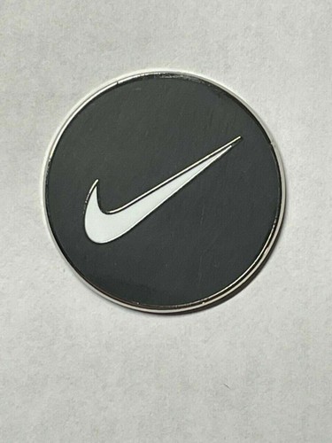 Crosshairs Divot Tool & Nike Swoosh 1" Flat Coin Style Golf Marker - A Beauty! - Picture 3 of 3