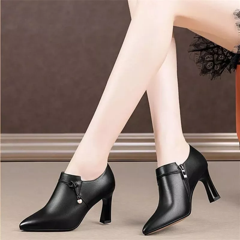Short pumps cheap shoes