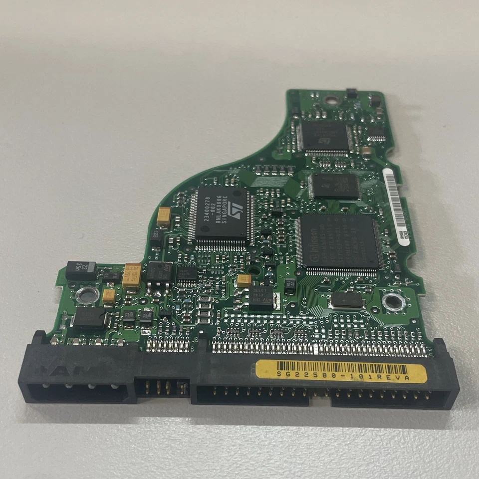 Seagate ST313021A 3.5" 40 GB ATA/100 HDD PCB Board SG22580-300 REV A FW 3.03 - Image 2 of 4