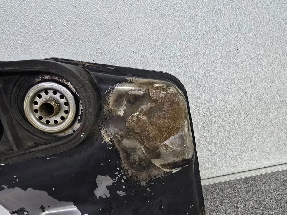 DEPÓSITO TANQUE DE ACEITE USADO ORIGINAL GENUINO PORSCHE 930 TURBO 911 SPORTOMATIC Foto 3 de 4